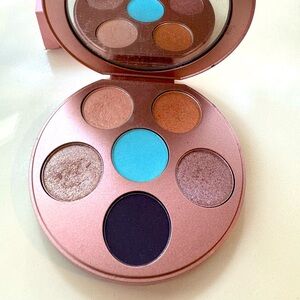 MAC Eyeshadow Palette 6 colors Regal Rose Like New 98%